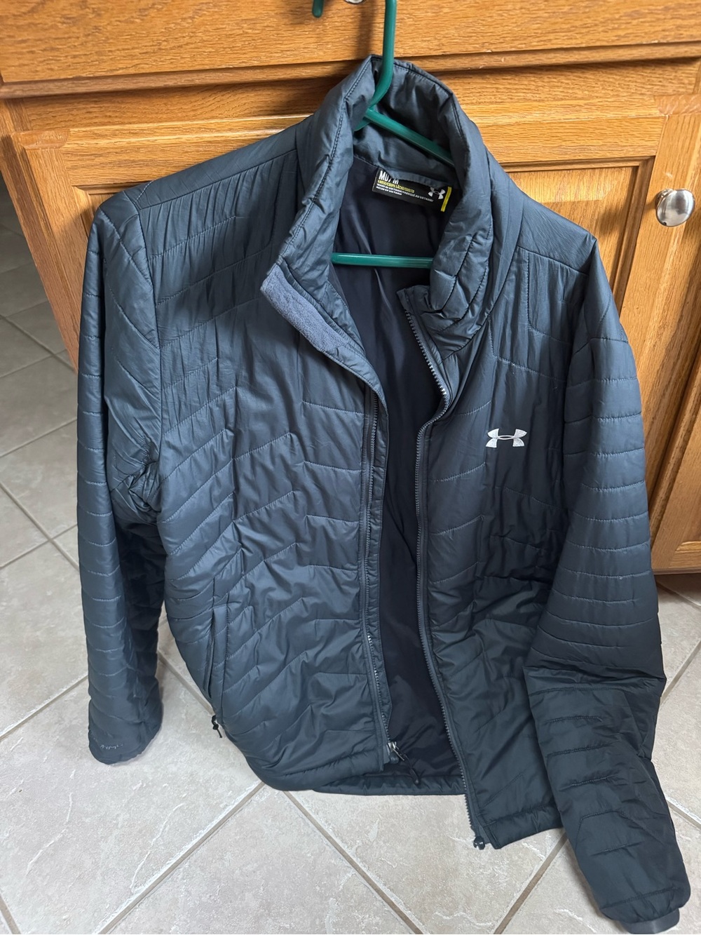 Under Armour Men's Dark Gray Quilted Puffer Jacket